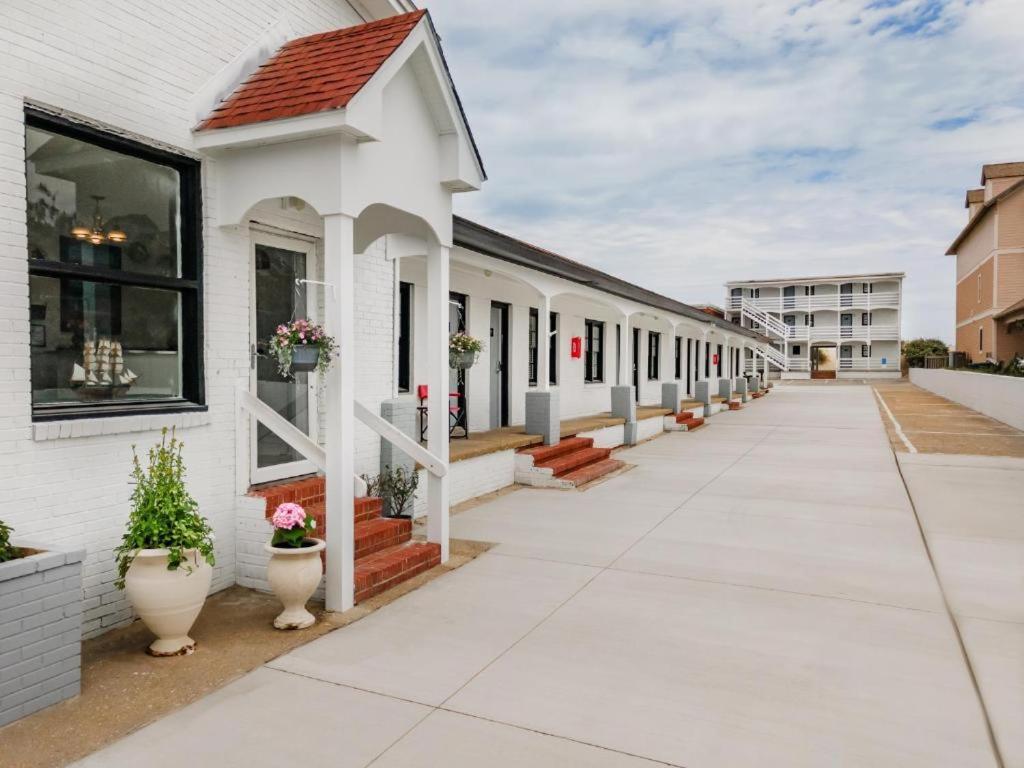 Mia'S Boutique Hotel Nags Head Bagian luar foto